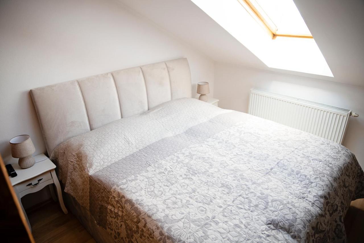 Cozy Modern Apartment In The Old Town - Hlavna Street Koszyce Zewnętrze zdjęcie